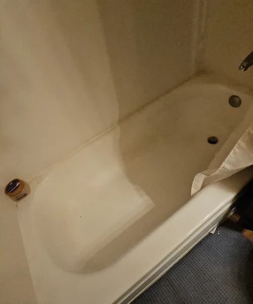 Bathroom Cleaning in Kirkland 